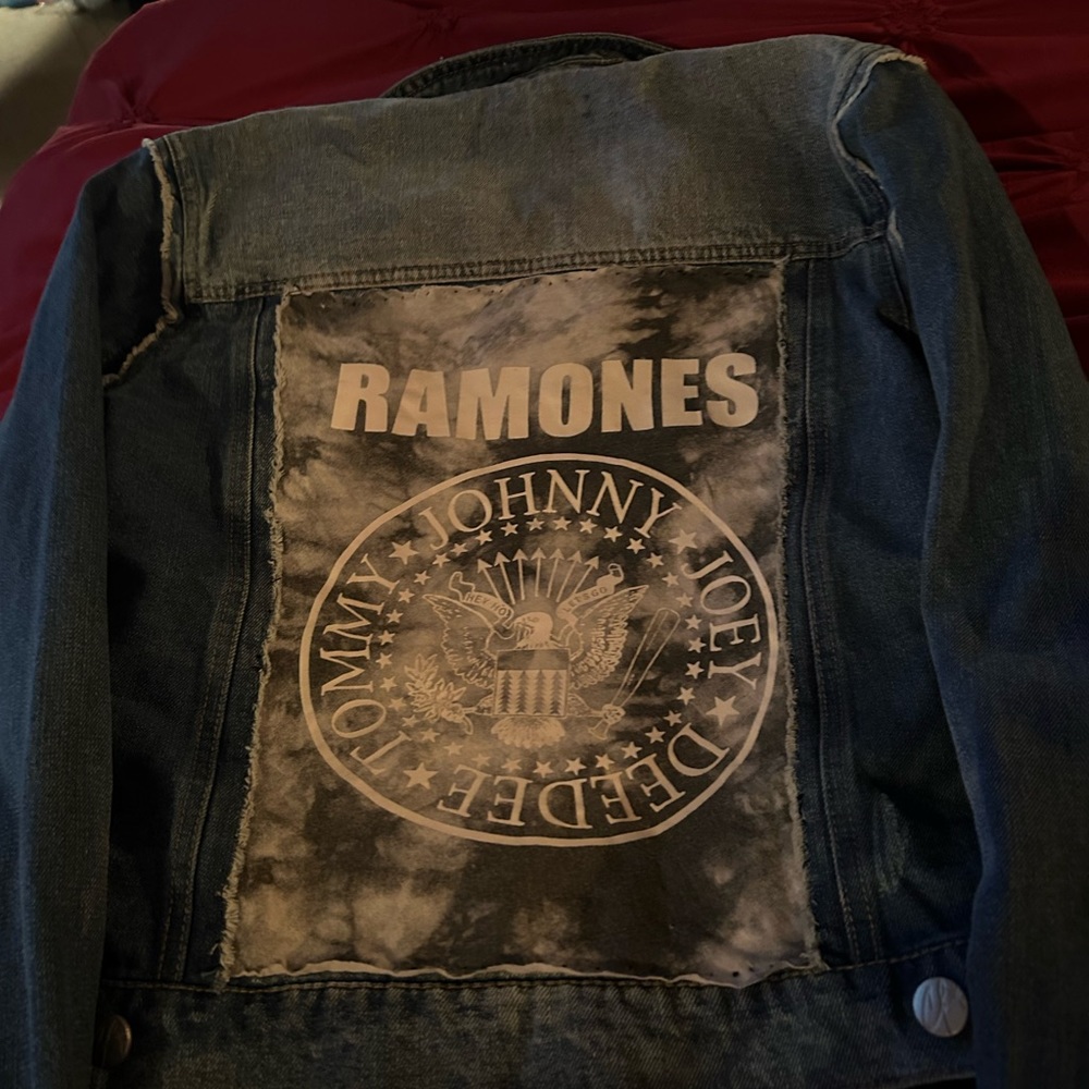 Custom ramones jacket - Picture 3 of 8